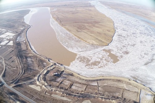 流凌面積大,常規(guī)監(jiān)測手段難以高效覆蓋